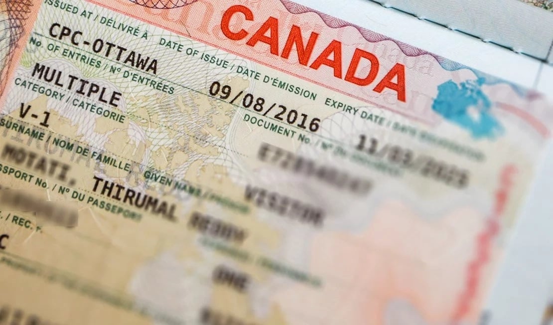 آشنایی با چگونگی تبدیل ویزای مولتی کانادا به ویزای کار